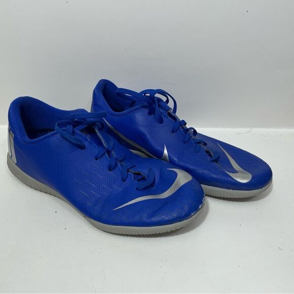 Nike Mercurial Blue Athletic Soccer Training Shoes - Picture 2 of 8
